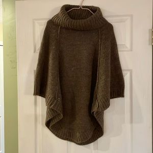 Women's TWINS brown poncho wool blend, size medium/large